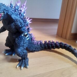 ゴジラストア限定 リアルマスターコレクション ゴジラ 2000 ミレニアム約40×約30