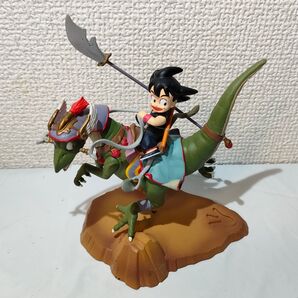 ☆ ミュージアムコレクション ドラゴンボールフィギュア 孫悟空 恐竜 ☆