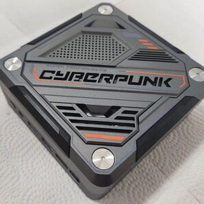 新品同様 AMD Ryzen 7 7840HS搭載ミニPC 光るRGBファン搭載! Radeon 780M ゲーミングPC