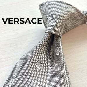 VERSACE ヴェルサーチ ロゴ パターン ネクタイ 総柄 グレー系 メンズ ブランドネクタイ ハイブランド