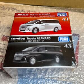 43 トヨタ アルファード 通常品 & トミカプレミアム発売記念仕様 2台セット トミカプレミアム