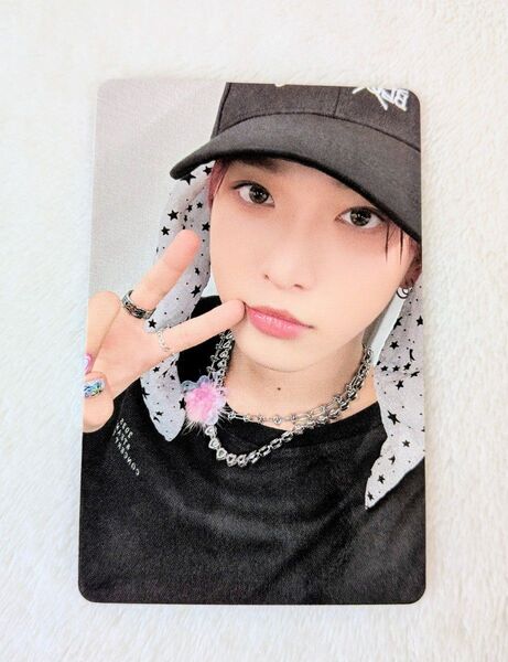 &team アジツ フーディ付属トレカ ハルア (アプグレ特典ステッカー ハルアおまけ付き)