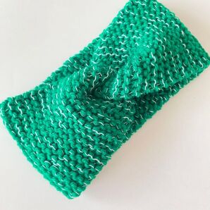 No.389 ニットヘアバンド ターバン 手編み ハンドメイド グリーン ヘアバンド 幅広デザイン カジュアル 引き揃え糸