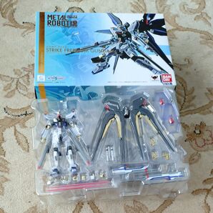 METAL ROBOT魂 <SIDE MS> ストライクフリーダムガンダム