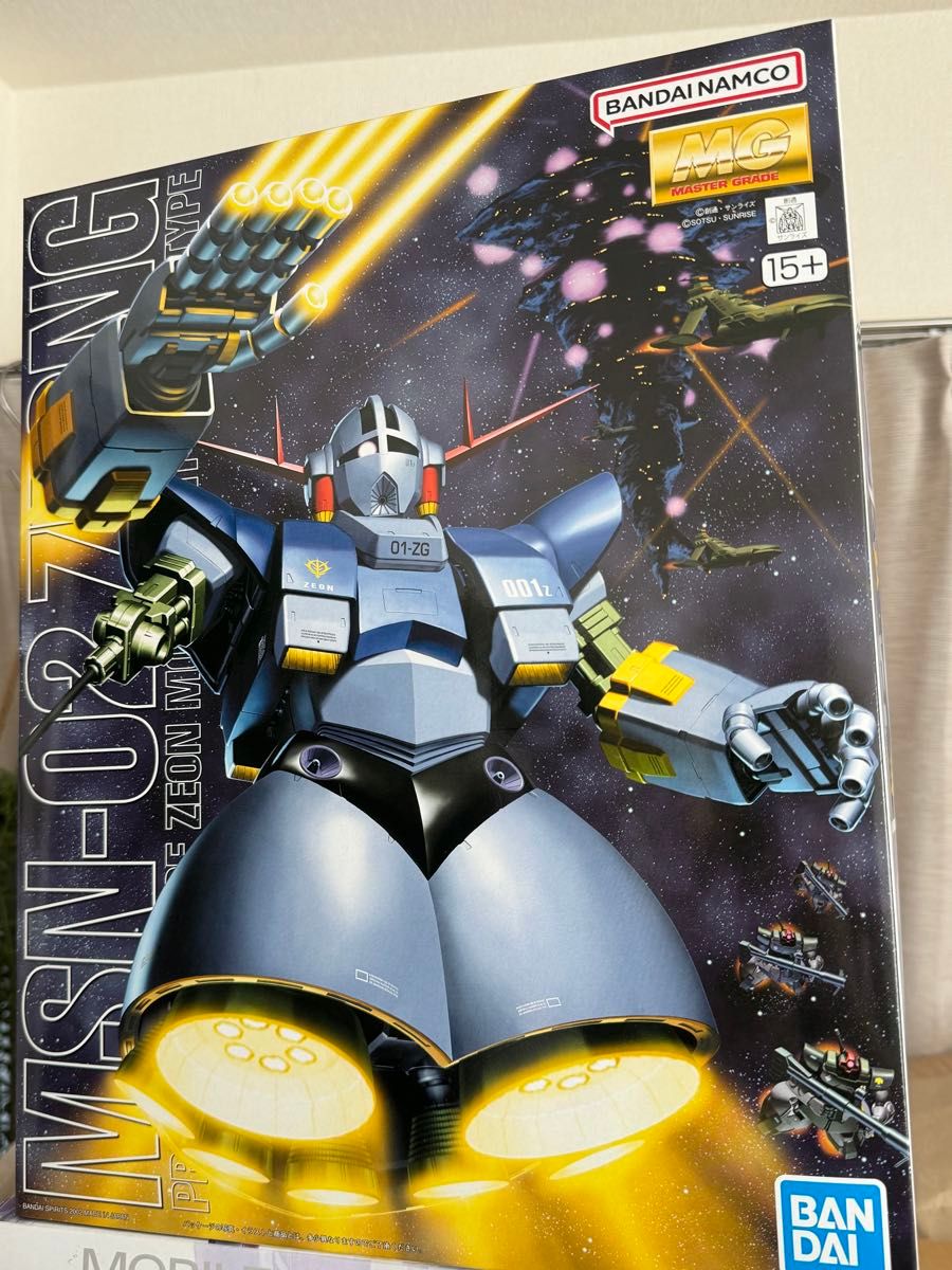 BANDAI MSN-02 ジオング （1/100スケール MG 機動戦士ガンダム