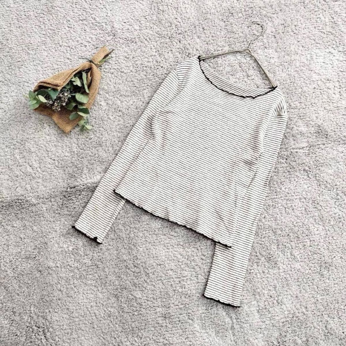 B2130【DAZY】ボーダーカットソー/フリル/M/白黒/ボートネック/長袖 リブニット トップス柔らか