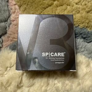 V3 シャイニングファンデーション