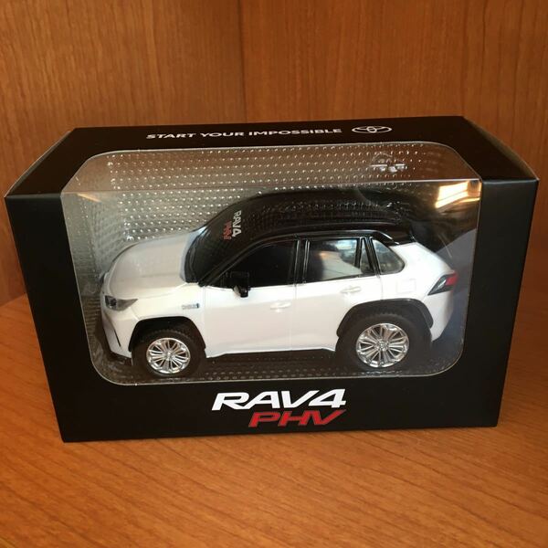 トヨタ RAV4 PHV 非売品ミニカー