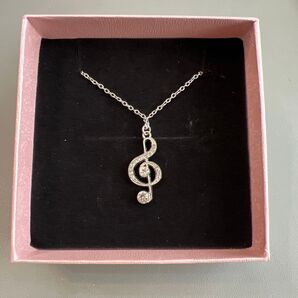 ト音記号 ネックレス シルバー ペンダント ジュエリー ラインストーン ネックレス