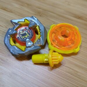 シャークエッジ4-80N ベイブレードX