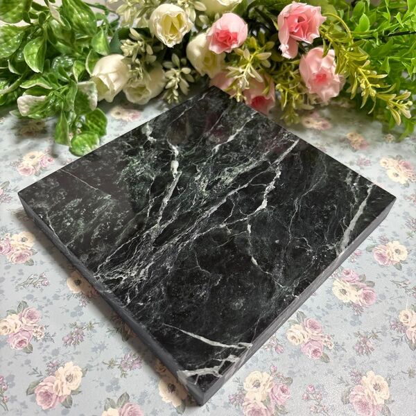 y15.グリーンの大理石 ティノスグリーン アクセサリープレートなどに