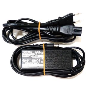 TOSHIBA 東芝 ACアダプター 電源 15V 3A PA3241U