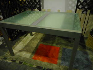 オフィス・店舗用ガラステーブル　スライド天板　デザインテーブル　中古品