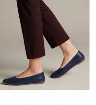 送料無料 Clarks 22.5cm バレエ フラット レザー ネイビー ブルー パンプス オフィス フォーマル ローファー スニーカー ブーツ RR4_画像4