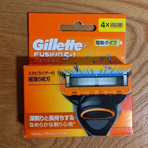 【パッケージにダメージ有り】ジレット フュージョン 電動タイプ 替刃 4コ入 新品未開封 純正品【ゆうパケットポストmini