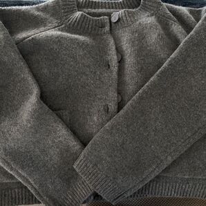 gossaraショート丈ニットカーディガン