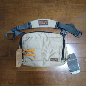 MYSTERY RANCH DISTRICT 8