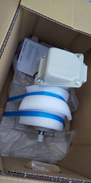 減速比1:21 住友 ALTAX DRIVE CNHM01-506H-AV-21 ギアモーター 三相200V 未使用品