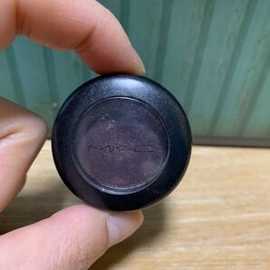 M・A・C スモール アイシャドウ