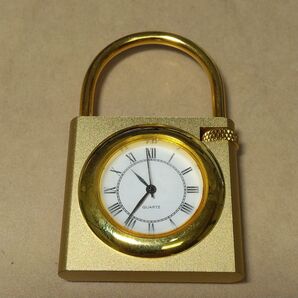 システムナイン 南京錠型 バッグチャーム時計 Cal.PC21A 【セイコームーブメント】ゴールド