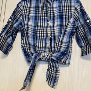 チェックシャツ