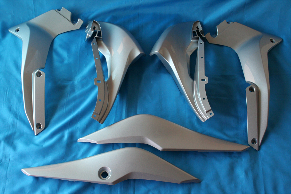 CBR125R JC50 2013~ 6PCS-NH411M フロントサイドカウル ミドルパネル リアカバー6点セット 灰 Force Silver NH411M 純正品 同梱割引