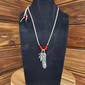 フェザーネックレス ガンジャ ホワイトハーツ フェザー ネックレス アクセサリー