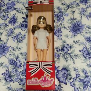 2024年度 日本橋アイコンモデルリカちゃん 人形 未開封