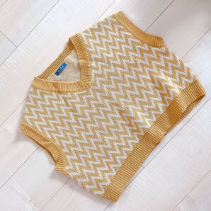 パターンポイントニットベスト イエロー