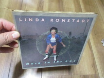 LINDA RONSTADT リンダ・ロンシュタット BACK IN THE USA c／w WHITE RHYTHM & BLUES 米 EP PS付き LIVING IN THE USA ストーン・ポニーズ_画像6