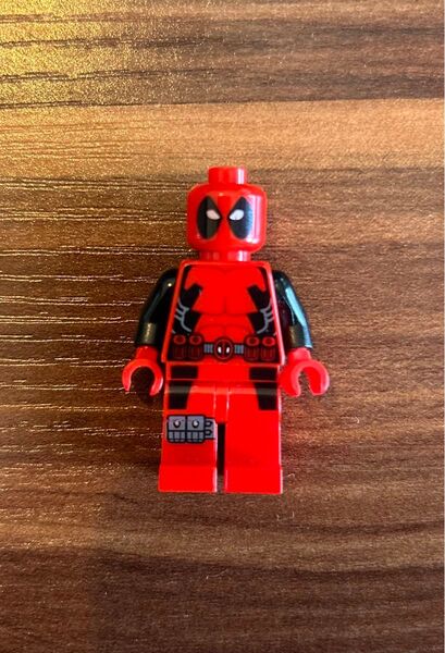 LEGO レゴ デッドプール ミニフィグ マーベル スーパーヒーローズ 赤
