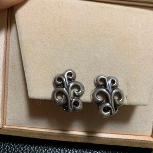 SV925 イヤリングボタニカル銀製品