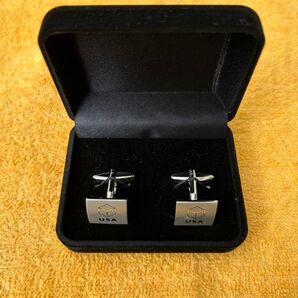 2025 関西万博USAパビリオンのカフスボタン