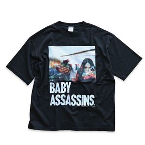ベイビーわるきゅーれ x behind the scene コラボTシャツ 03 ベビわる ナイスデイズ エブリデイ