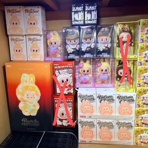 POP MART フィギュア ぬいぐるみまとめ売り1(1+2まとめ売り)必ず相談必要 339000予想