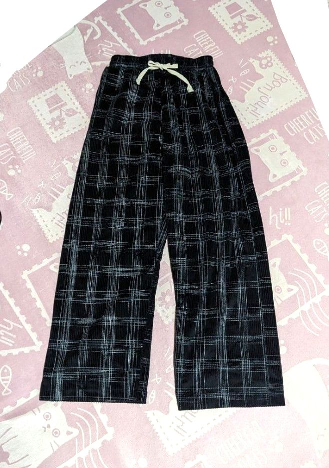 ワイドパンツ　秋冬　 チェック柄　 ブラック　ウエストゴム