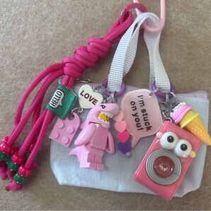 じゃらじゃらキーホルダー パラコードキーホルダー ライト付き