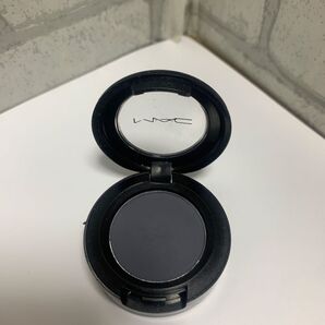 M.A.C スモールアイシャドウ グレイストーン