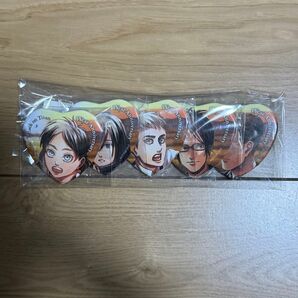 進撃の巨人 特典 ハート型缶バッジ 全種セット 新品未開封