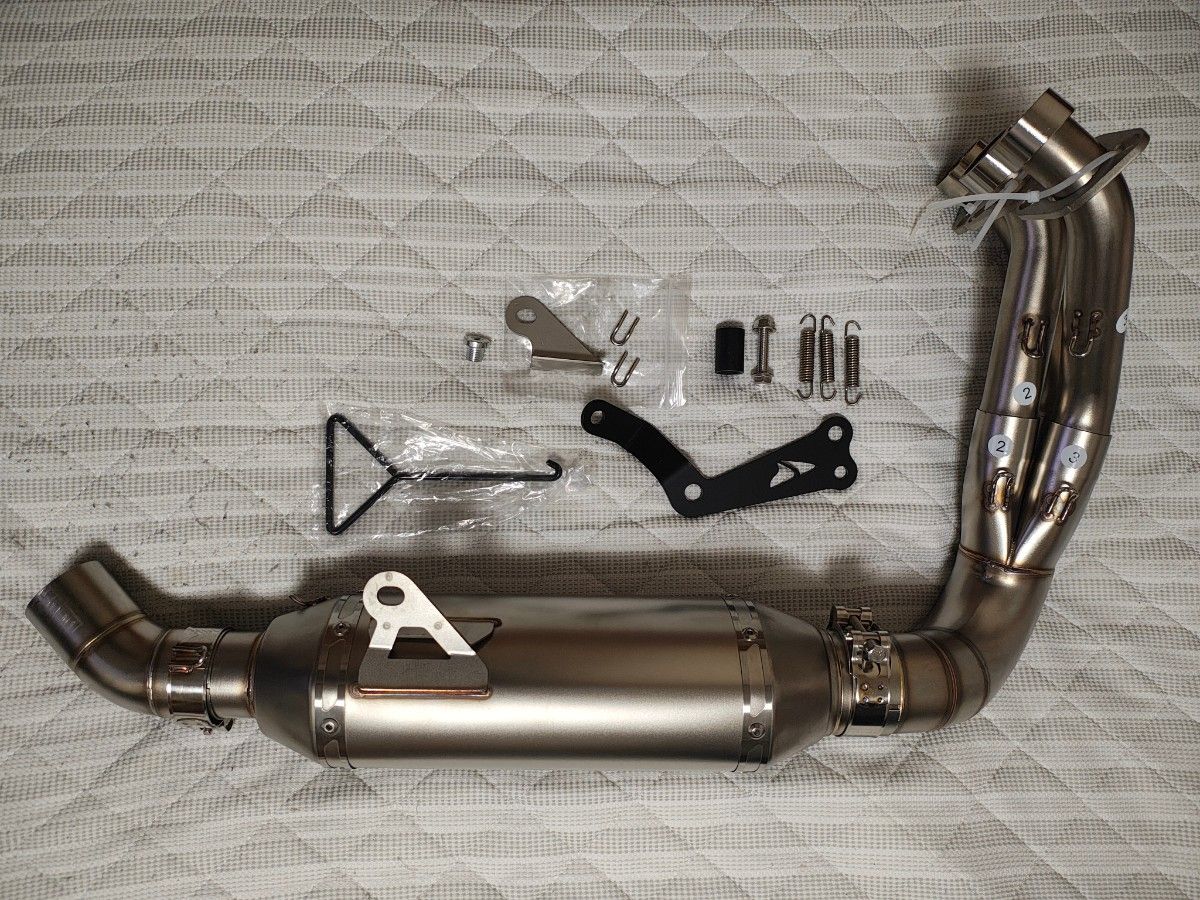 【新品未使用】サンダーヘッダーマフラー用 消音インナーサイレンサー　タイプ2 サンダーヘッダーマフラー用 消音インナーサイレンサー 【Type-2