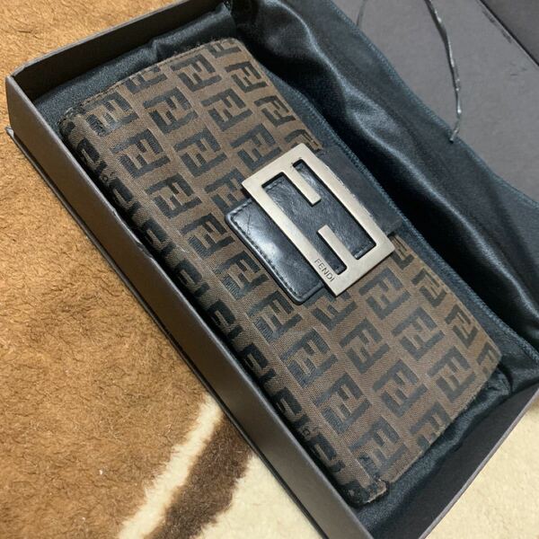 FENDI 財布 ウォレット