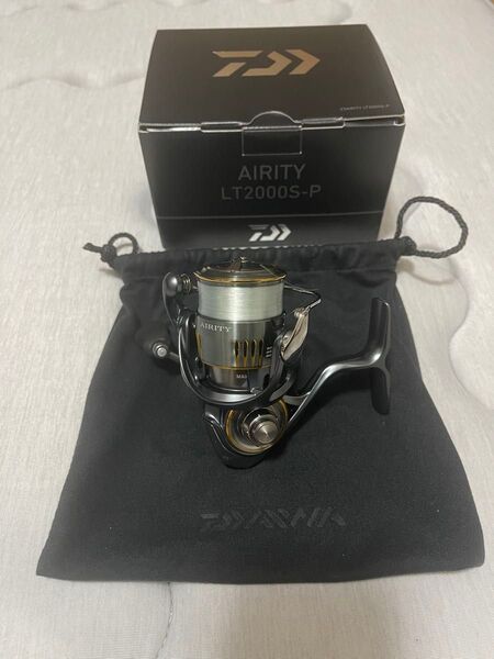 ダイワ エアリティ LT2000S-P 【最終価格】