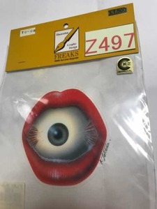 ☆Z497 リアル目玉ステッカー 唇目玉 　定価1.500の品　　クリックポスト発送