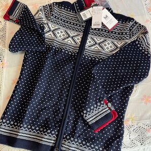 Dale of Norway Valle 80211-C Snow Designセーター ネイビー