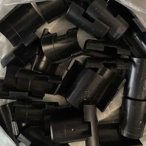 スチールラック用の25mmスリーブ 16セット32ピース