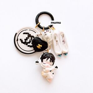 スカルパンダ じゃらじゃらキーホルダー