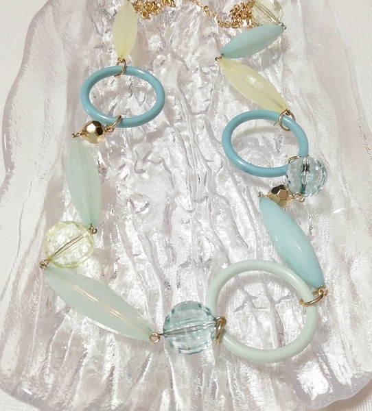 水色ブルーネックレスチョーカー/ジュエリー/アクセサリー/お守りアミュレット Light blue necklace choker jewelry accessories amulet, レディースアクセサリー, ネックレス、ペンダント, その他