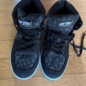 TOP FORM ハイカットスニーカー ヒョウ柄 黒 27cm