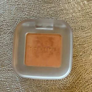 to/one アイシャドウ13 Stellar Peach