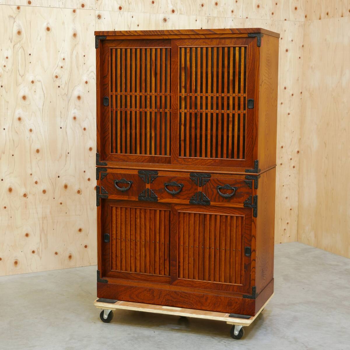 【愛知県岐阜県手渡し歓迎】【民芸家具】　時代箪笥 7340056000_1.jpg?size=n